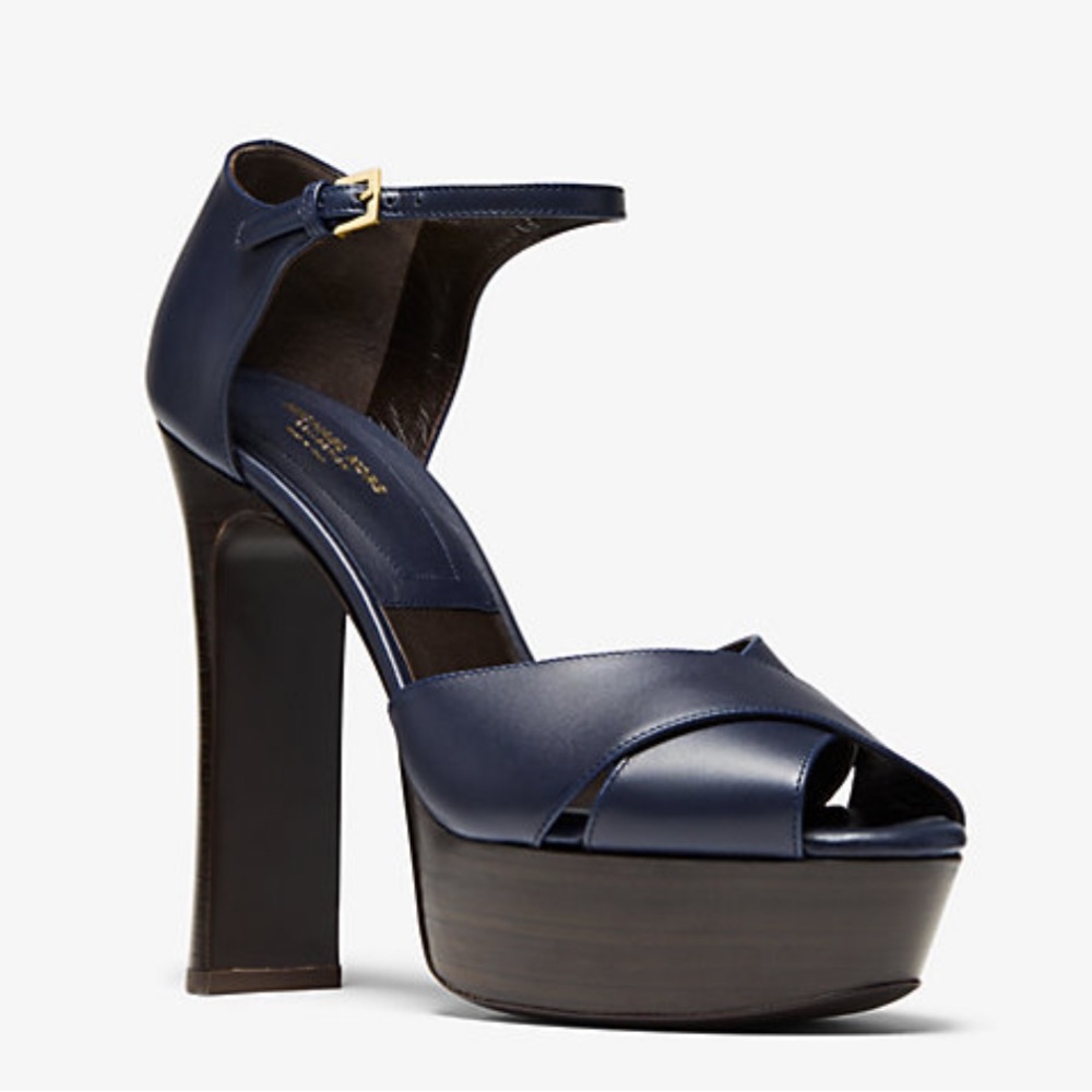 Michael Kors Huxley Leather Platform Sandal in Midnight size 38